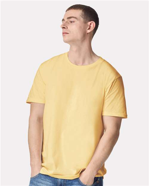 American Apparel 2001 Unisex Fine Jersey Tee