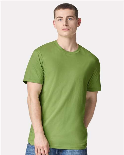 American Apparel 2001 Unisex Fine Jersey Tee
