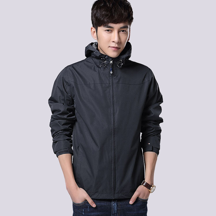 Lightweight Windproof Jacket for All Seasons Travel