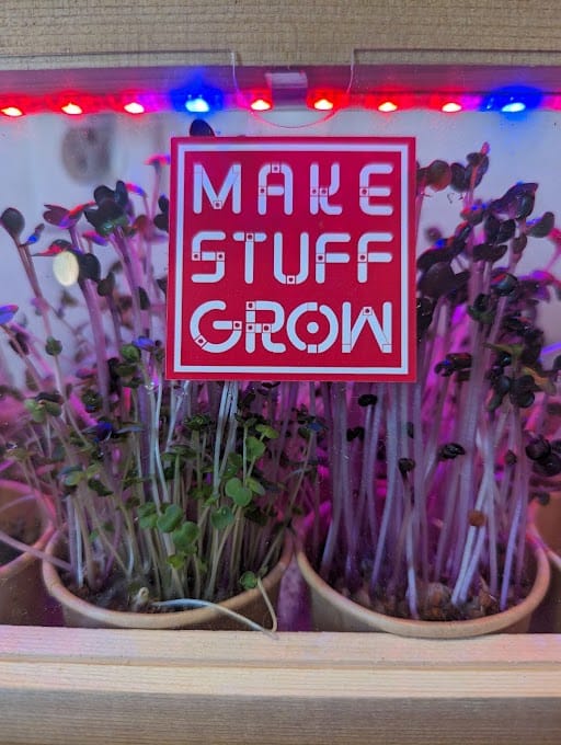 Make Stuff Grow | Micro-Greenhouse